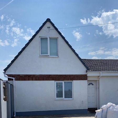 Flat Lode Nook Modern 2 Bed Home With Hot Tub Pool Luaran gambar